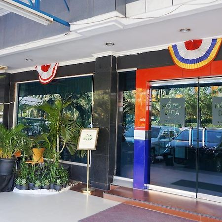 Hotel Duta Palembang Kültér fotó