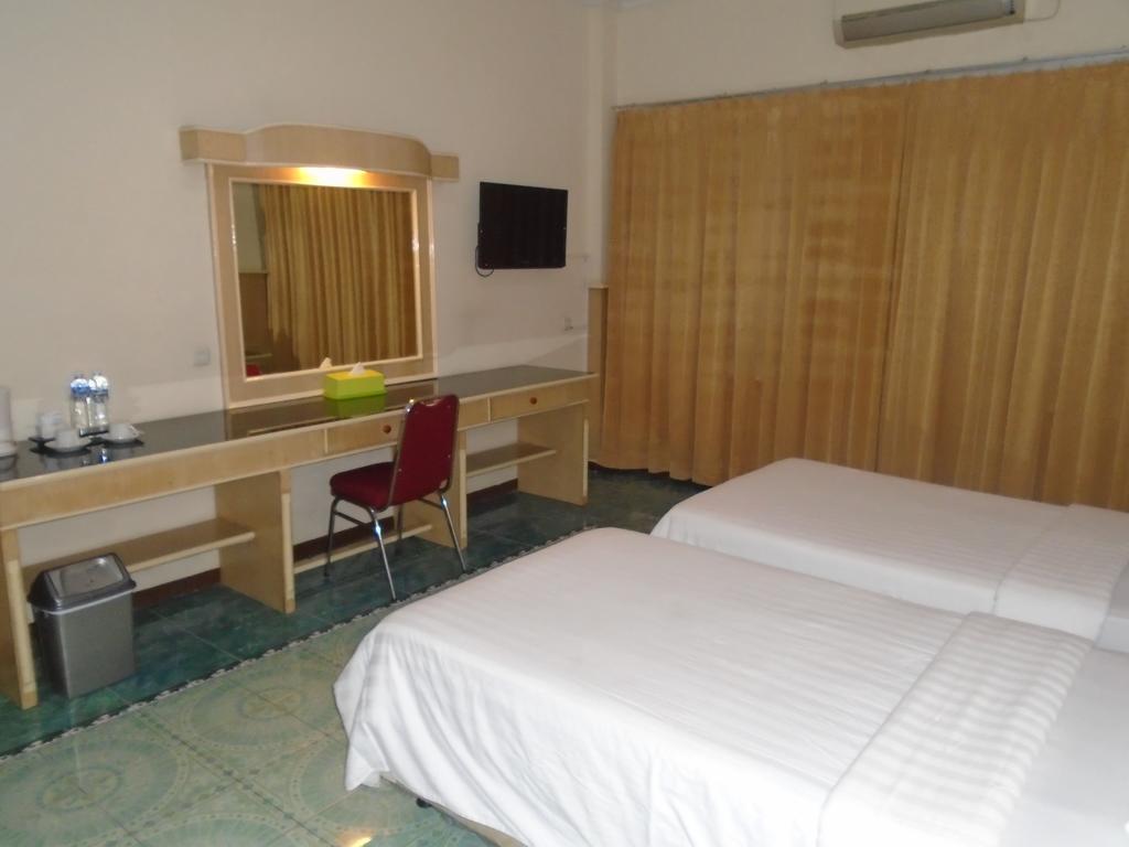 Hotel Duta Palembang Kültér fotó