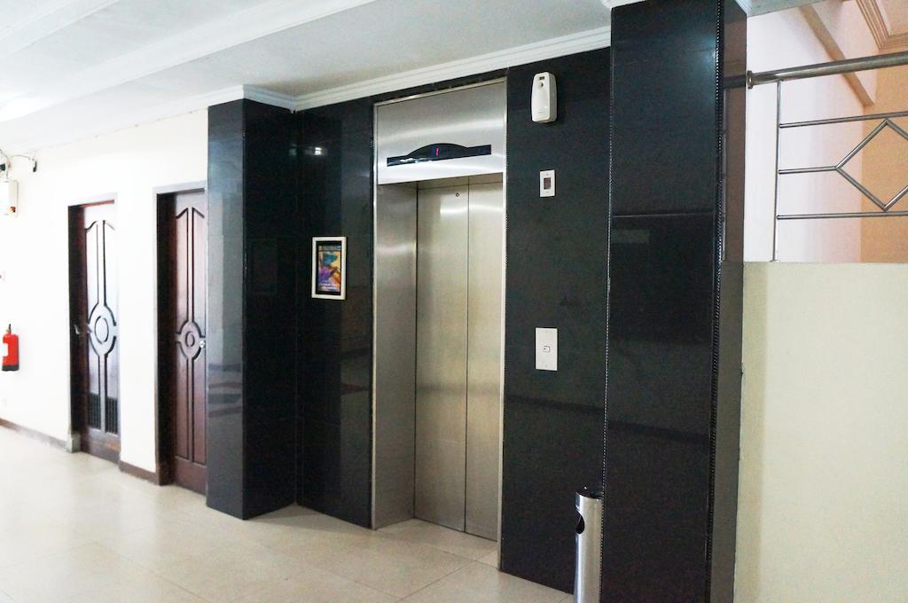 Hotel Duta Palembang Kültér fotó